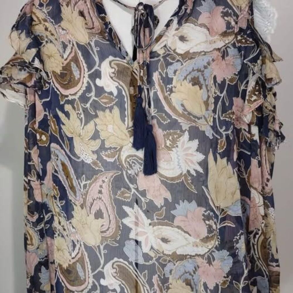 NWT Medium Umgee Sleeveless Multi Colors flower print sheer Blouse C5037